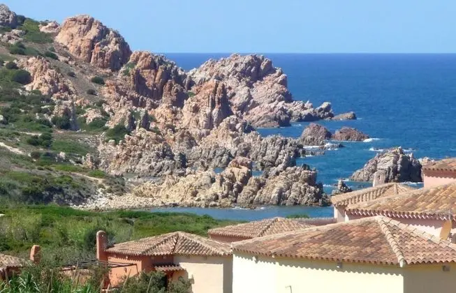 Panoramic Sea View Cottage-apartment With Sun Terrace And Beach