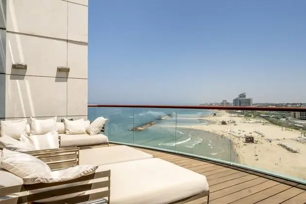 Panoramic Sea View W Pool & Gym Access