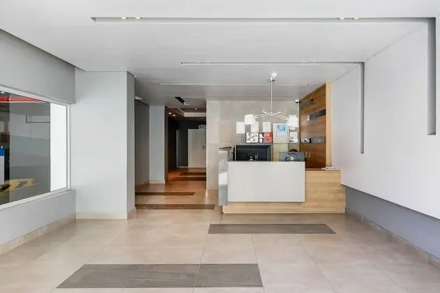 Panoramic Sentinel Apartment 707 - Lobi