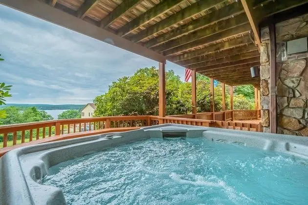 Panoramic Splendor - Spa