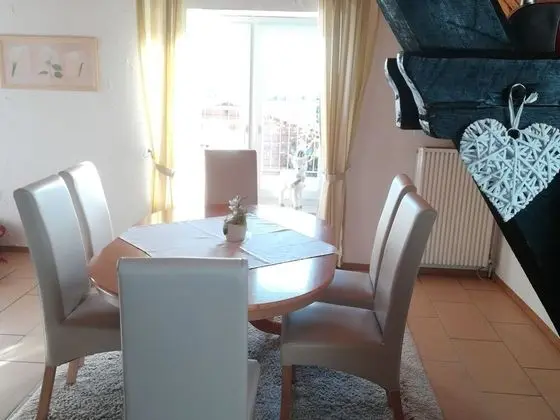 Panoramic-view Apartment in Attendorn-silbecke With Garden - Yerinde Yemek