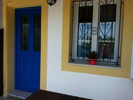Panormitis Pizanias Houses - Dış Mekan
