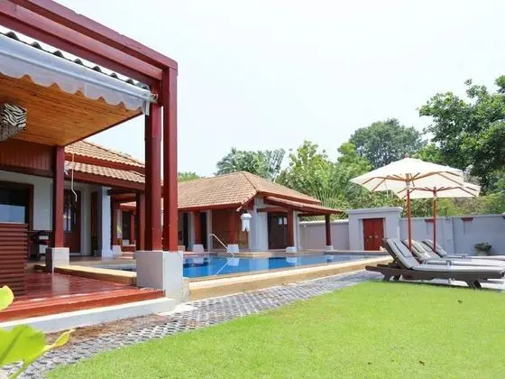 Pao Jin Poon Beach Front Villa - Dış Mekan