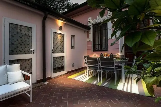 Villa Paola House Close to the Beach in Viareggio - Oda