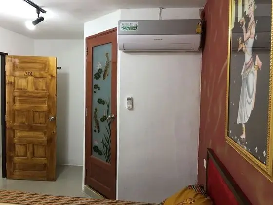 Papa Ji Hotel And Restaurant