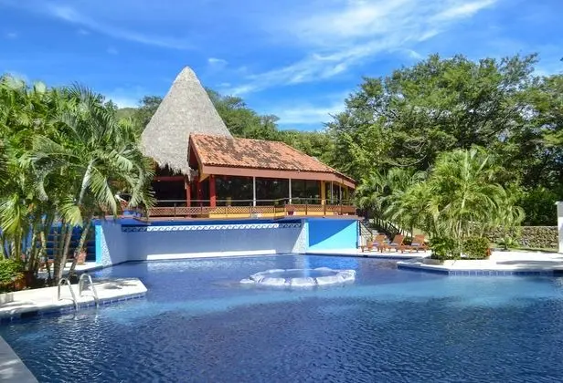 Papagayo Golden Palms Beachfront Hotel - Havuz