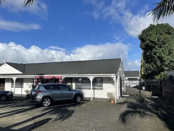 Papakura Pioneer Motor Lodge and Motel - Dış Mekan