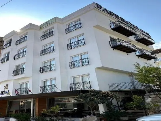 Paperon Hotel