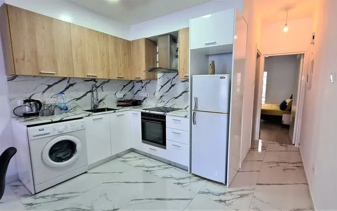 Paphos Light House Apartment - Mutfak