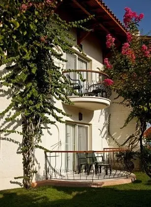 Papillon Belvil Holiday Village - 7