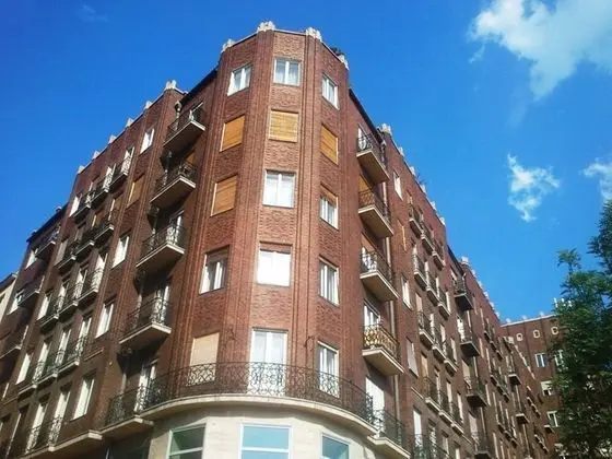 Paprika Apartment Studio - Dış Mekan