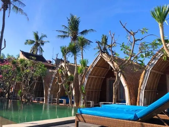 Paradesa Villa - Havuz