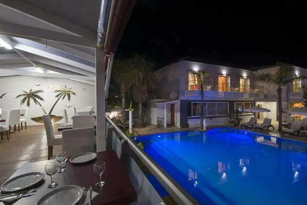 Paradice Hotel Luxury Suites