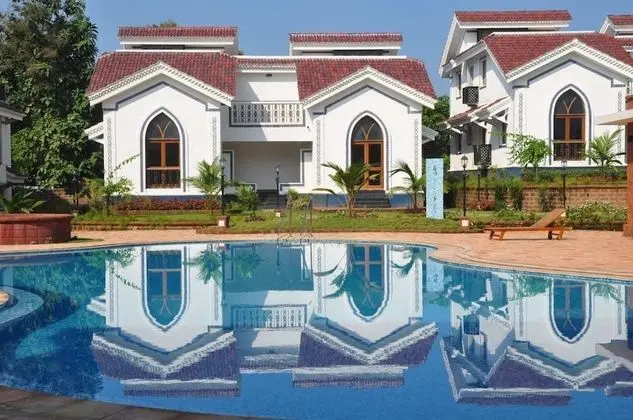 Paradise-A pleasant stay in Arpora - Havuz