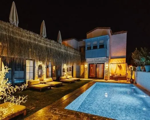 Paradise Hotel Alaçatı - Öne Çıkan Resim