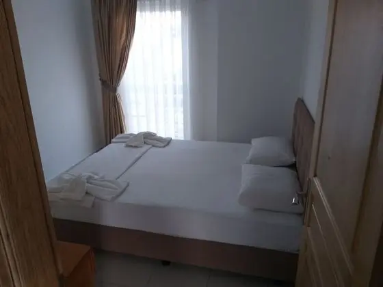 PARADISE APART HOTEL - Oda