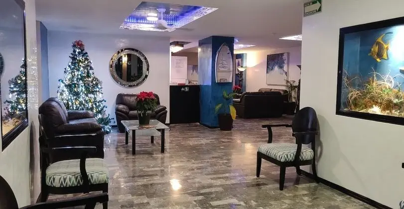 Paradise Beachfront & Nightlife Heart - Lobi