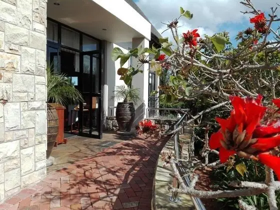 Paradise Cove Country House - Lobi