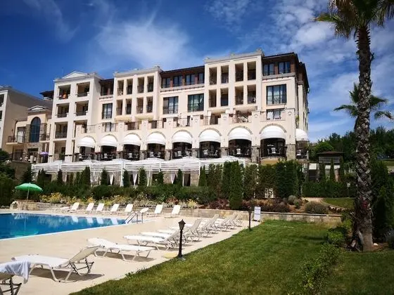 Paradise Gardens & Dunes Hotel - 1