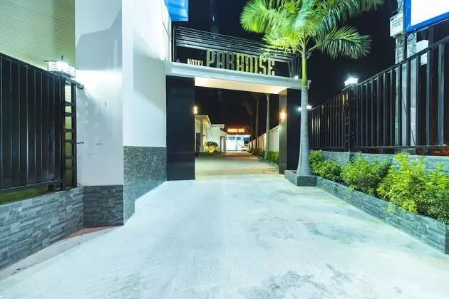 Paradise Hotel - Dış Mekan
