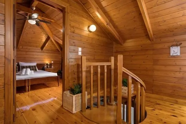 Paradise Home - On the Hill - Paradise Home - On the Hill - Oda