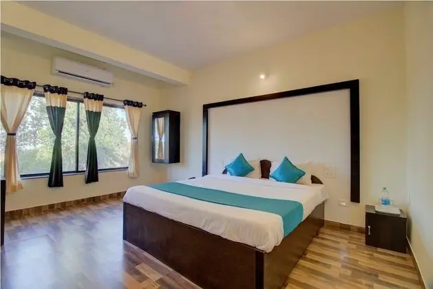 Hotel Paradise Inn