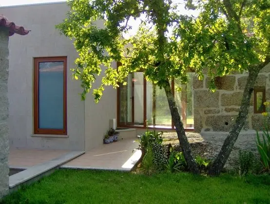 Paradise is Real at Vale Martinho Zen - Öne Çıkan Resim