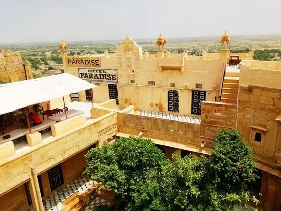 Hotel Paradise