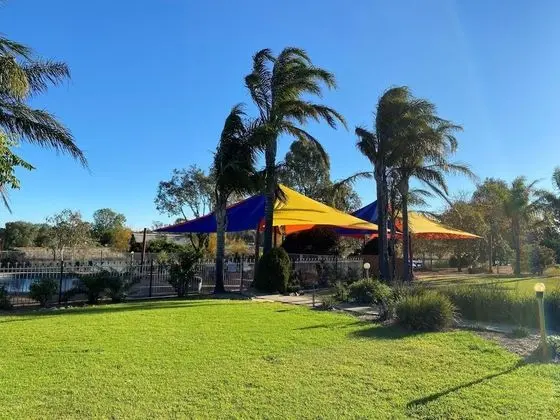 Paradise Lakes Motel - Dış Mekan