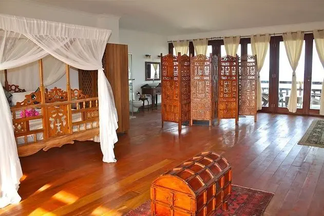 Villa Paradise ON THE Ocean - Oda