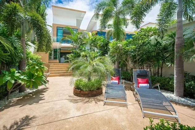 PARADISE Pool Villa Pattaya in Tropicana Village - Spa