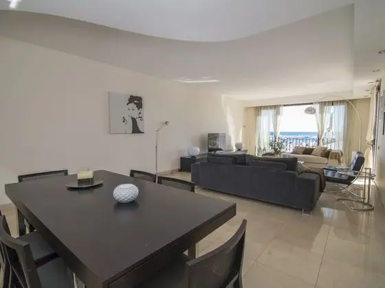 Paradise at Puerto Banus - Yerinde Yemek