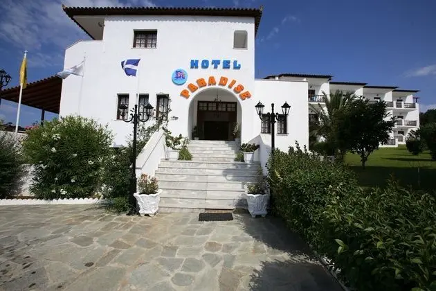 Paradise - Dış Mekan