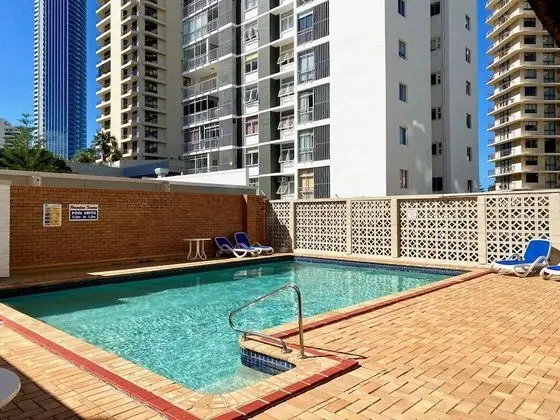 Paradise Towers Surfers Paradise - Havuz