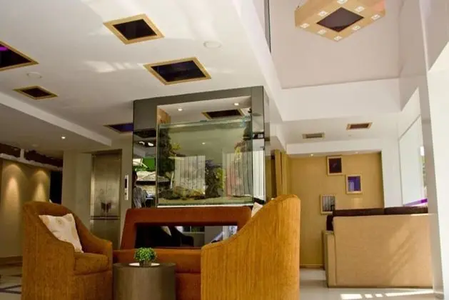 Paradiso Boutique Suites - Lobi