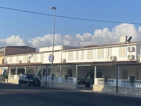 hotel paradiso