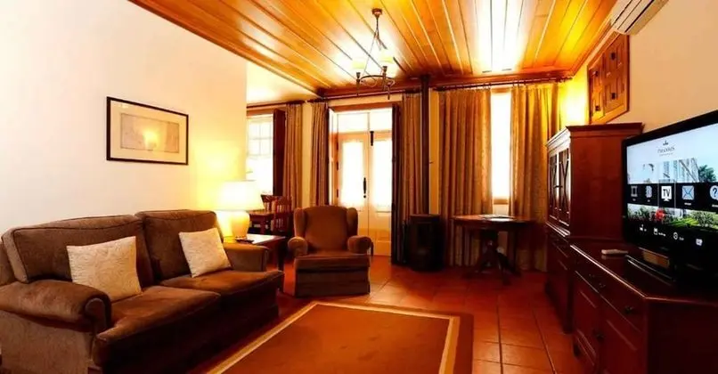 Parador Casa da Ínsua - Oda