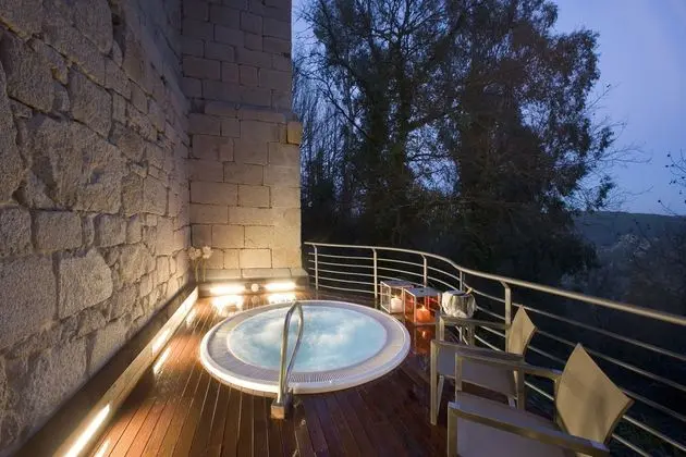 Parador de Santo Estevo - Öne Çıkan Resim