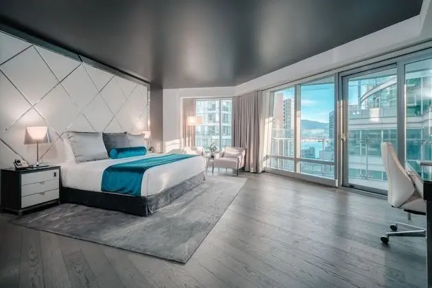 Paradox Hotel Vancouver - Oda