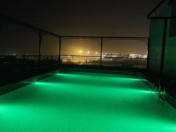 Paragon Noi Bai Hotel and Pool - Havuz