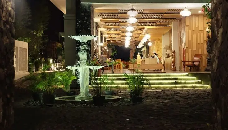 Paragon Hotel Seminyak - Dış Mekan