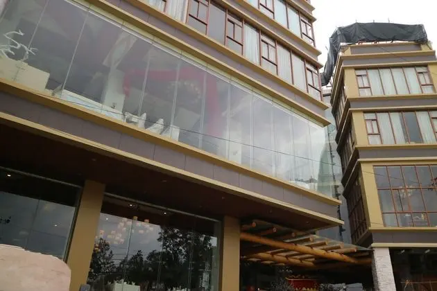 PARAGON HOTEL AND SUITES - Dış Mekan