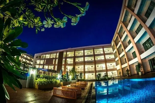 Paragon Suites Resort - Havuz
