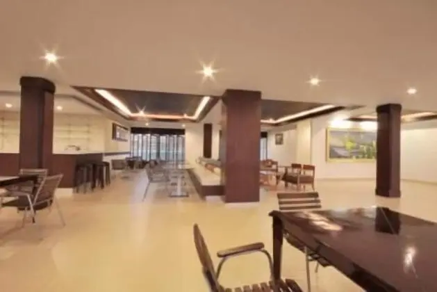 Paragon Suites Resort - Yerinde Yemek