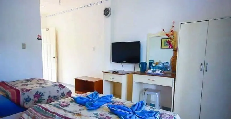 Villa Paraiso Resort & Apartelle - Oda