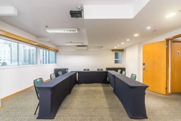 Paraiso Suites by Charlie - Yerinde Yemek