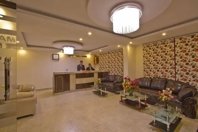The Paramount Inn - Lobi