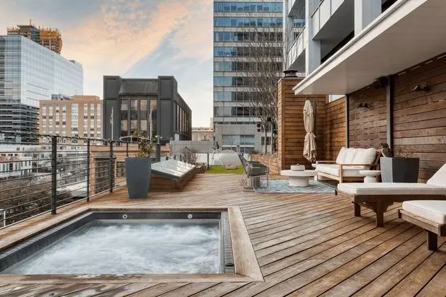 Paramount Place by Avantstay 4 Story Apartment in Heart of Austin w/ Movie Theatre - Öne Çıkan Resim