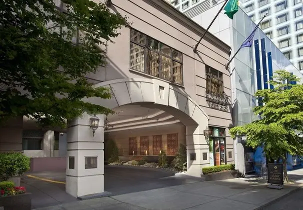 Paramount - Dış Mekan