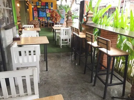 Parasol Inn Chiang Mai Old City - Yeme / İçme